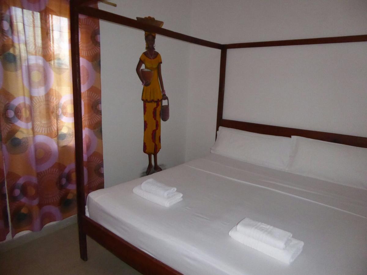 Sarawally Guesthouse Ampaya Εξωτερικό φωτογραφία