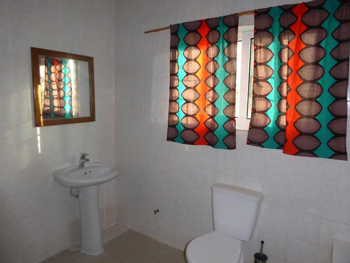 Sarawally Guesthouse Ampaya Εξωτερικό φωτογραφία